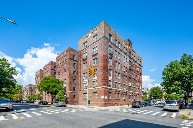 Building Photo - 1417 Avenue K
