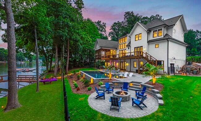 Building Photo - Northshore Landing