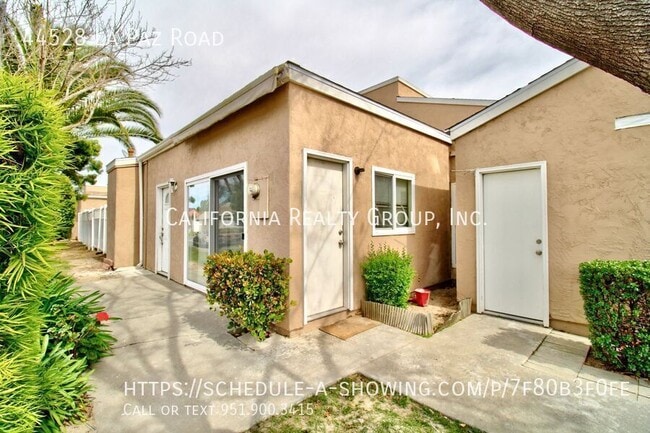 Building Photo - 44528 La Paz Rd