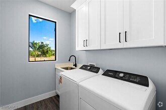 Building Photo - 3928 NW 46th Ln