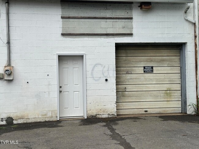 Foto del edificio - 902-904 Jefferson St