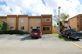 Building Photo - 6225 SW 131st Ct