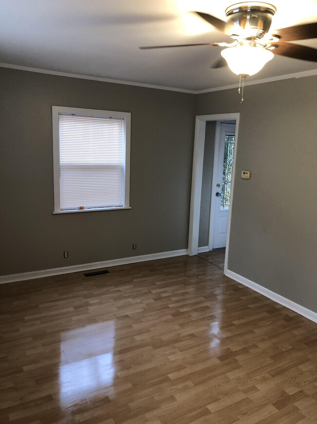 Living Room / Side Entrance - 309 N Tennessee St