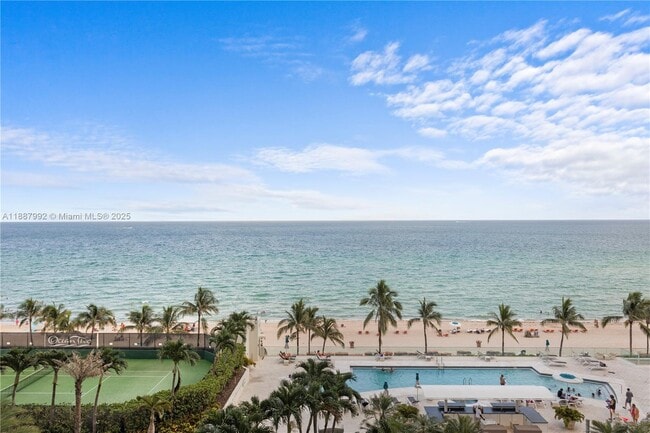 Foto del edificio - 19111 Collins Ave