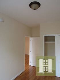 Foto del edificio - 72 Buffalo Ave