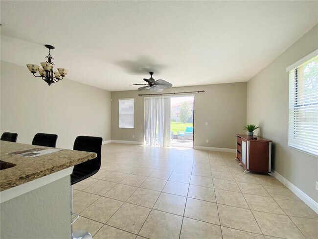 Foto del edificio - 8065 Prestbury Dr