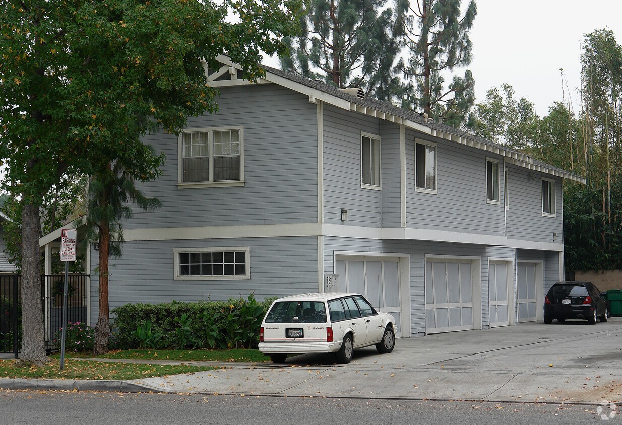 Foto del edificio - 628 W Maple Ave