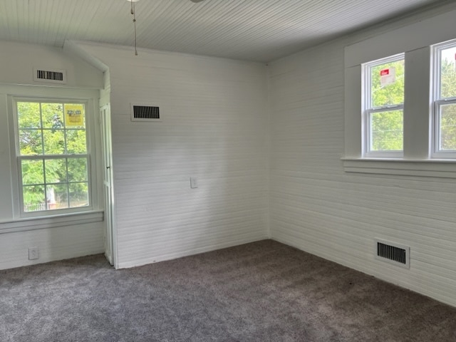 Building Photo - 402 Kemper Rd