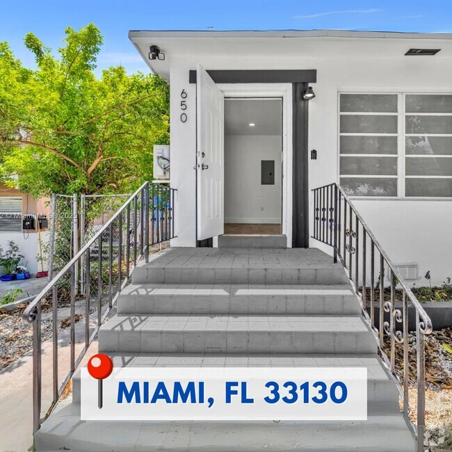 Building Photo - 650 SW 5th St