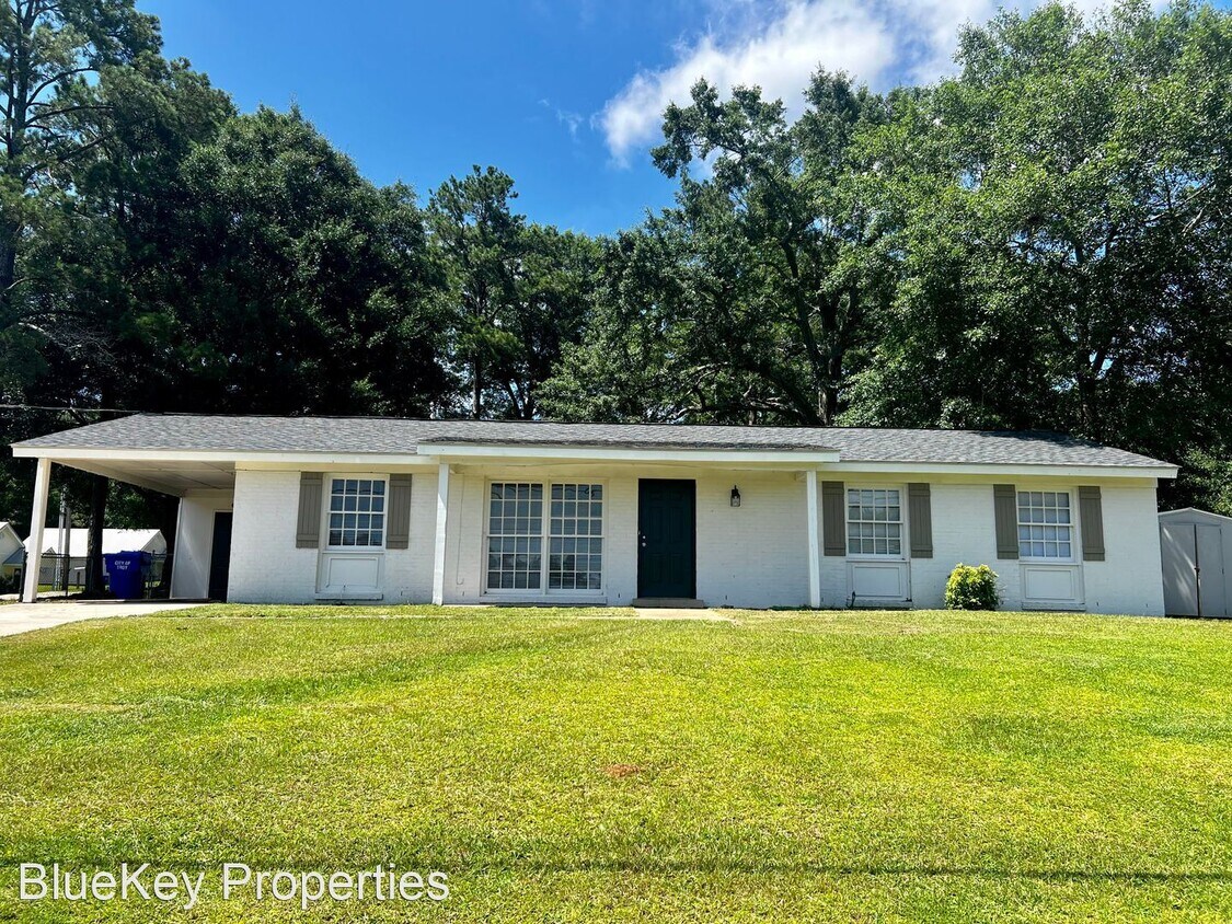 500 Lee Ave, Troy, AL 36081 House Rental in Troy, AL