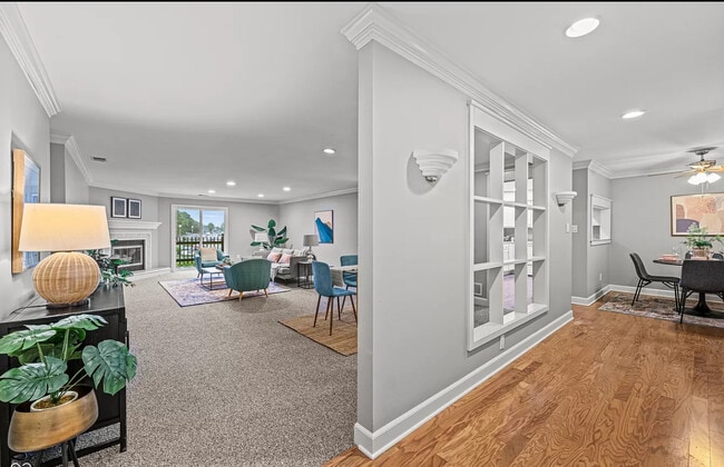 Building Photo - 8751 Jaffa Court East Dr
