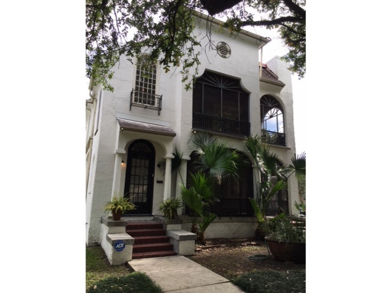 5403 Fontainebleau Dr, New Orleans, LA 70125 Apartments in New