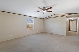 Building Photo - 16543 Tremont Dr