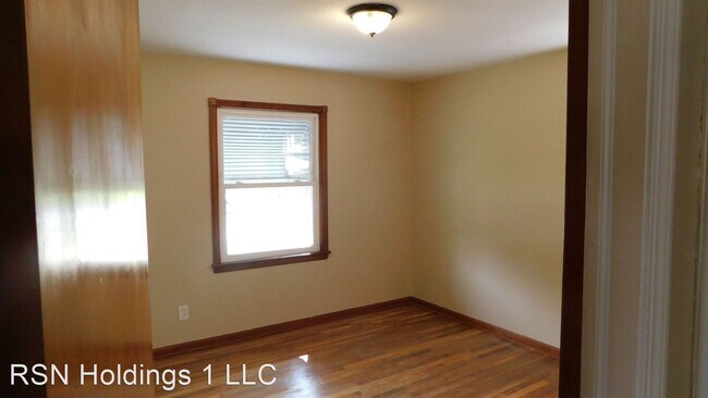 Building Photo - 3 br, 1 bath House - 4702 LONGWOOD AVE