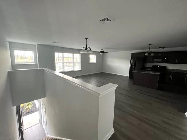Building Photo - 1047 Cetronia Rd