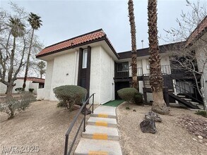 Building Photo - 1405 Vegas Valley Dr