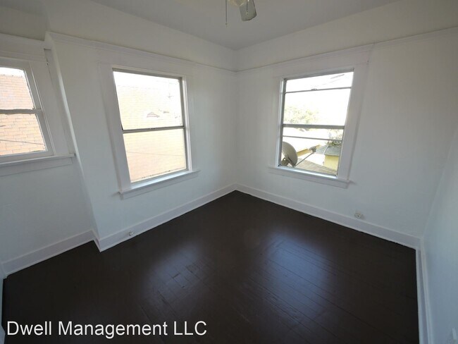 Foto del edificio - 920-922.5-9225 Euclid Ave