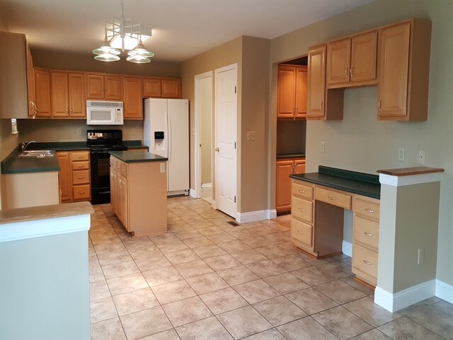 Foto del edificio - 6528 Lakewood Dr