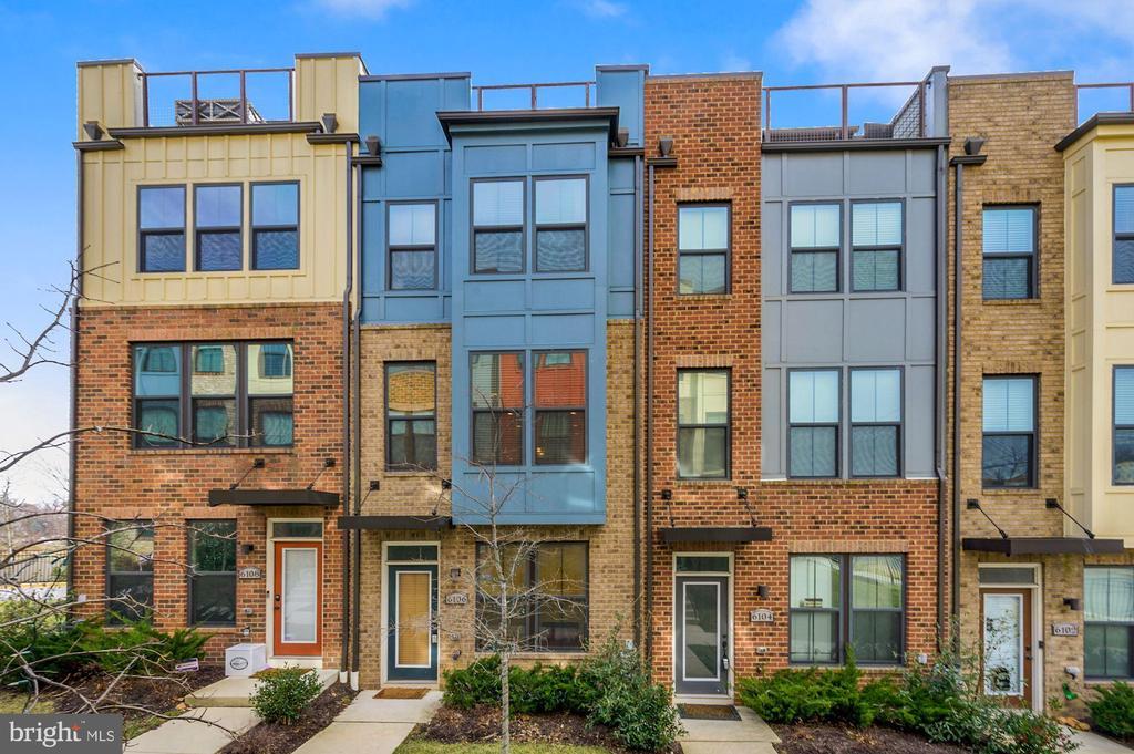 Foto principal - 6106 Chronicle St