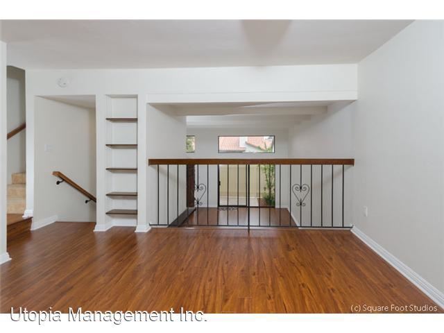 Building Photo - 3992 La Jolla Village Dr