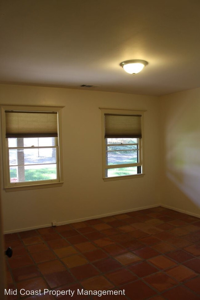 Building Photo - 4 br, 3 bath House - 5950 Rocky Canyon Road