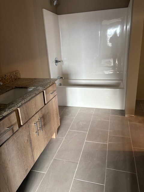 Baño principal - 1130 West Apartments