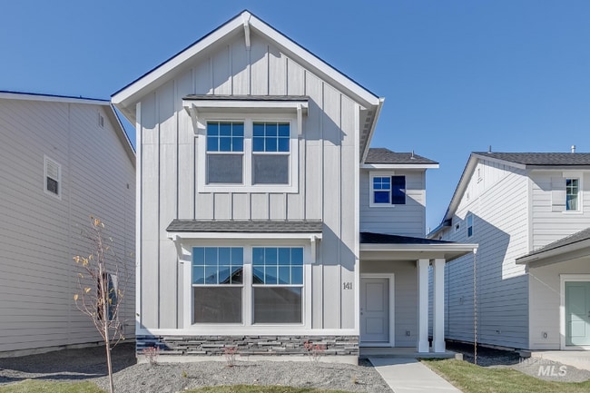 Building Photo - 322 S Fritts Ave