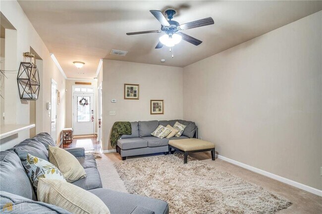 Foto del edificio - 413 Fern Bay Dr SW
