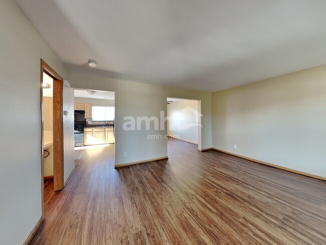 Foto del edificio - 2291 Oakwood Avenue