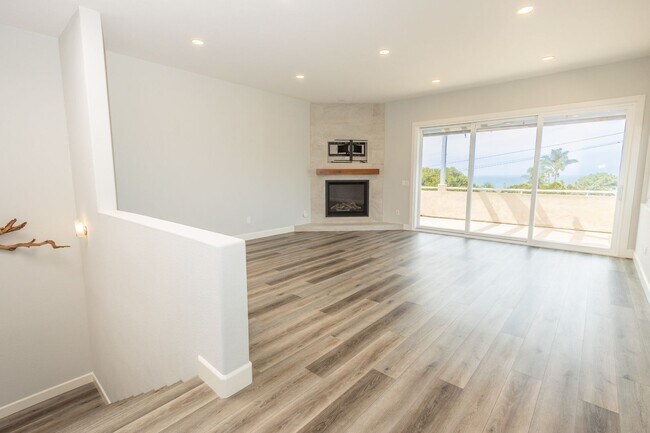 Foto del edificio - Beautiful 3Bed/2.5Bath  Oceanview Home in ...