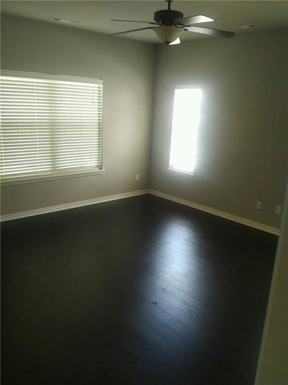 Foto del edificio - 1538 N Leverett Ave