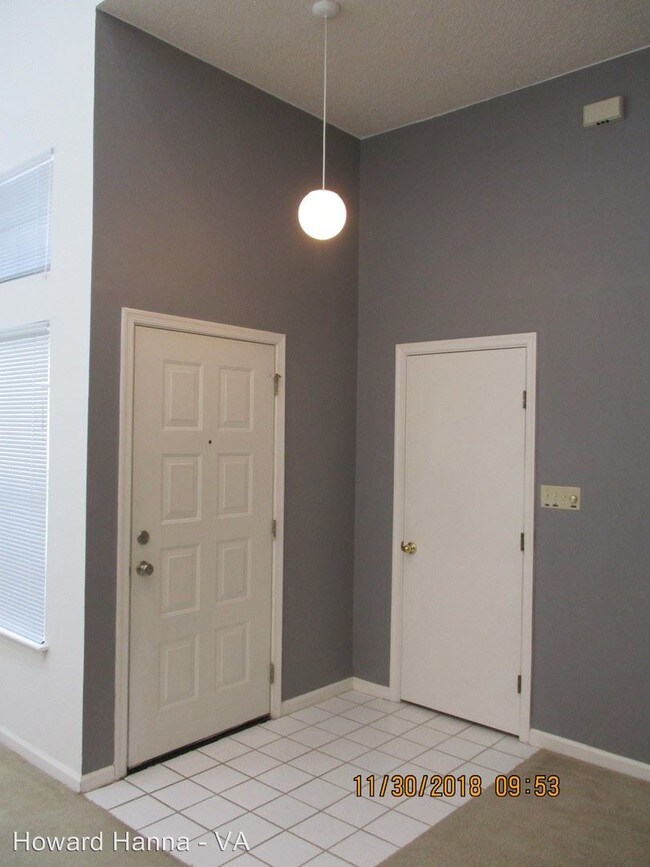 Building Photo - 1 br, 1 bath House - 5104 Heathglen Circle