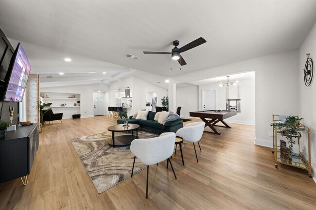 Foto del edificio - 16502 Fox Knoll