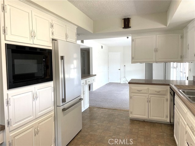 Building Photo - 3001 Coleridge Dr