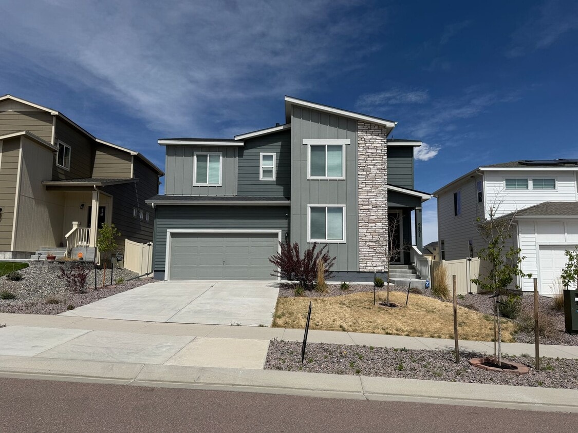 5 Bed 3 Bath Home in Meridian Ranch!!! - 5 Bed 3 Bath Home in Meridian Ranch!!!