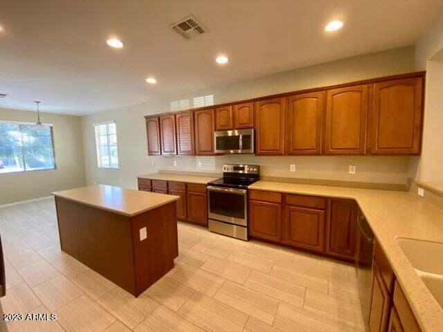 Foto del edificio - 654 W Desert Mountain Dr
