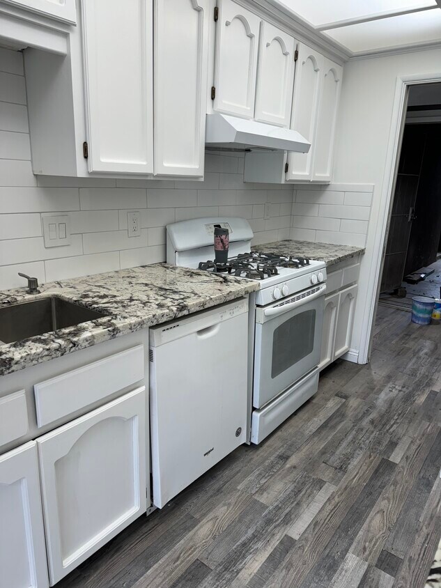 Foto principal - 2185 W Nicolet St