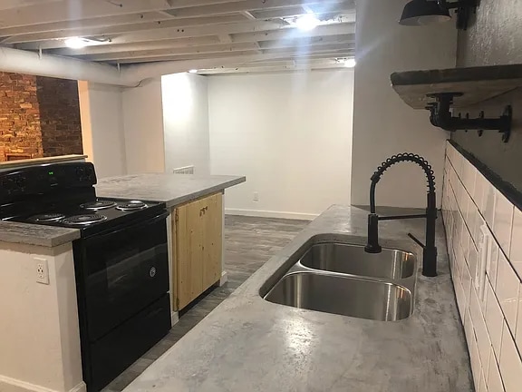 Photo - 1429 Columbia St Apartment