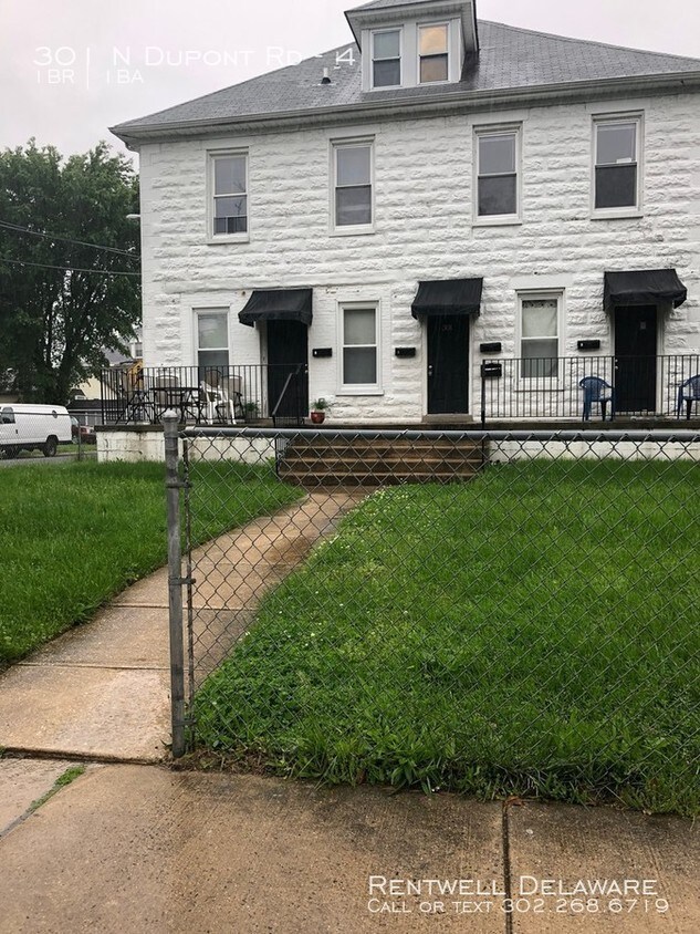 301 N Dupont Rd Unit 4, Wilmington, DE 19804 Apartment for Rent in