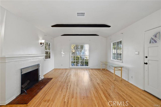 Foto del edificio - 1283 S Dunsmuir Ave