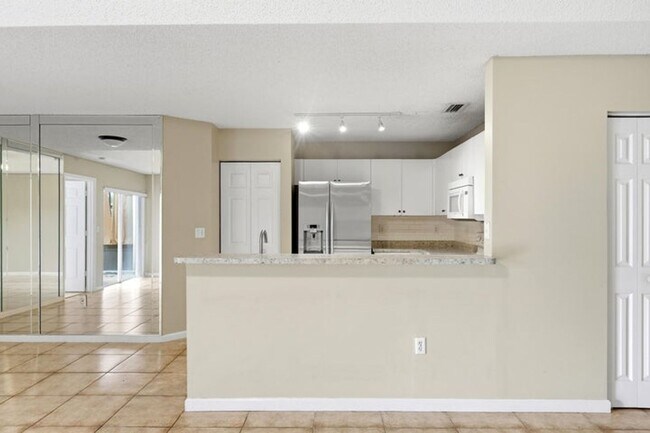 Foto del edificio - 9312 NW 54th St