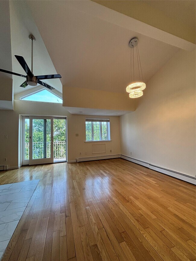 Foto del edificio - 3309 Griswold Ave