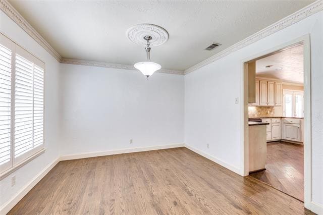 Building Photo - 6823 Walnut Hill Ln