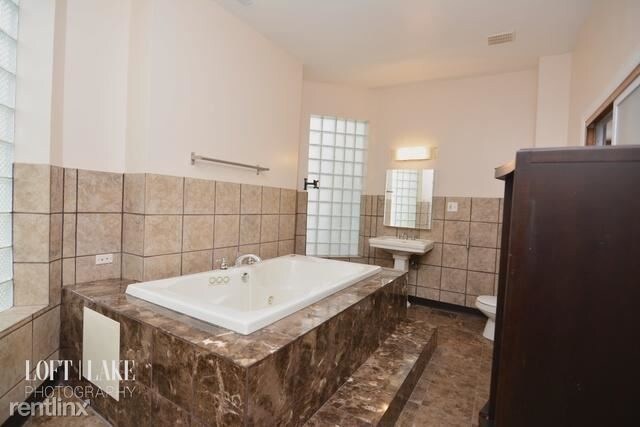 Building Photo - 4340 S Saint Lawrence Ave