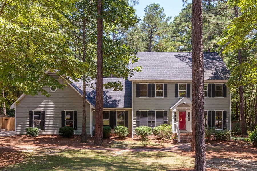 465 E Hedgelawn Way, Southern Pines, NC 28387 House for Rent in