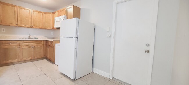 Foto del edificio - 567 E 11th St