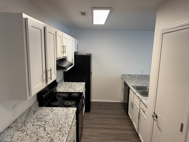 Photo - 1375 N Carriage Way Apartment