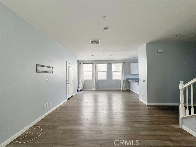 Building Photo - 5882 Ginger Dr