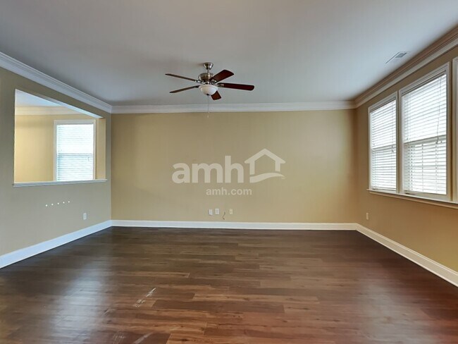 Foto del edificio - 5380 Meryton Park Way