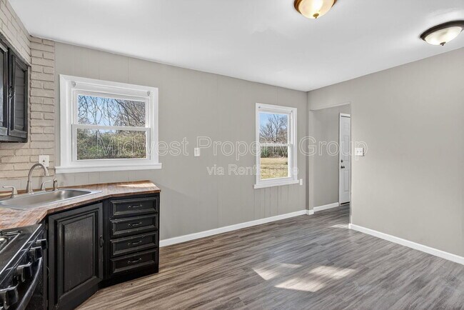 Foto del edificio - 12035 Krenning Ln